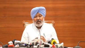 'ਪੇਟ ਪੂਜਾ' ਐਪ ਰਾਹੀਂ ਹੋ ਰਹੀ ਟੈਕਸ ਚੋਰੀ, ਪੰਜਾਬ ਸਰਕਾਰ ਕੱਸ ਰਹੀ ਨਕੇਲ 'ਪੇਟ ਪੂਜਾ' ਐਪ ਰਾਹੀਂ ਹੋ ਰਹੀ ਟੈਕਸ ਚੋਰੀ, ਪੰਜਾਬ ਸਰਕਾਰ ਕੱਸ ਰਹੀ ਨਕੇਲ