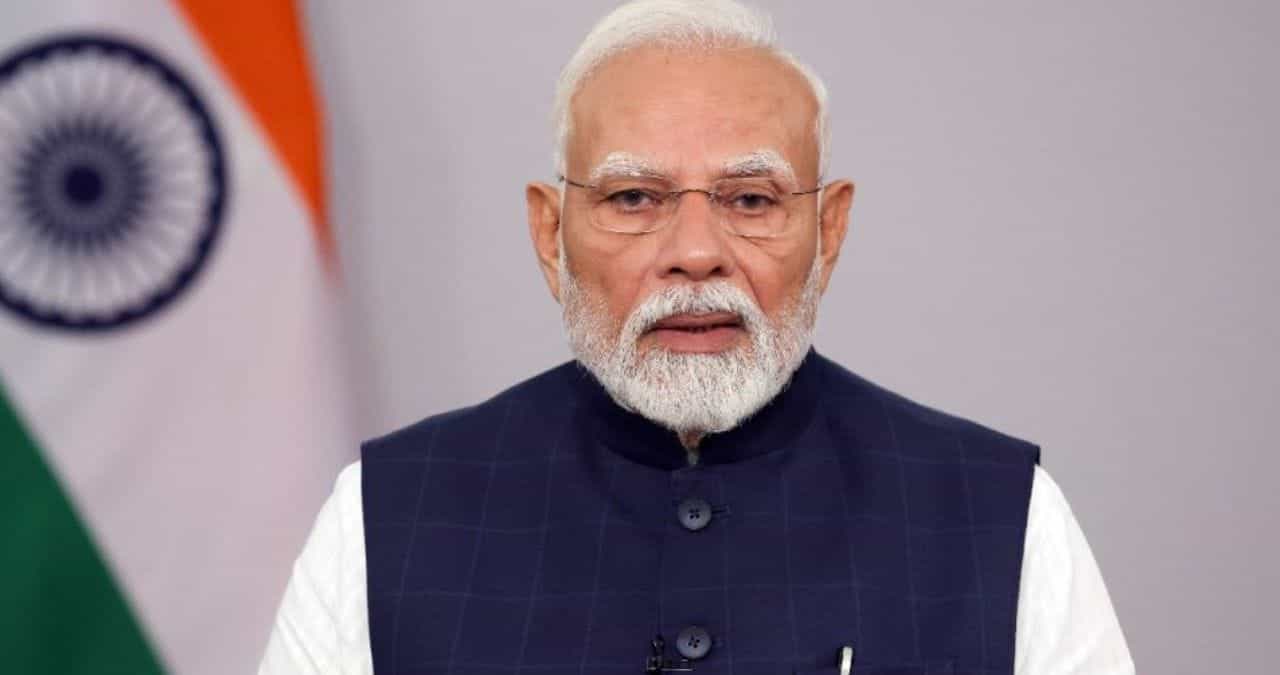 ਜੰਗ ਤੋਂ ਦੁਨੀਆ ਭਰ ਚ ਪੈਟਰੋਲ-ਡੀਜ਼ਲ ਦਾ ਸੰਕਟ, ਭਾਰਤ ਇਸ ਦਾ ਬਹਾਦਰੀ ਨਾਲ ਸਾਹਮਣਾ ਕਰ ਰਿਹਾ, ਮਨ ਕੀ ਬਾਤ ਚ ਬੋਲੇ PM ਮੋਦੀ -ਅਫਵਾਹਾਂ ਤੋਂ ਬਚੋ ਜੰਗ ਤੋਂ ਦੁਨੀਆ ਭਰ ਚ ਪੈਟਰੋਲ-ਡੀਜ਼ਲ ਦਾ ਸੰਕਟ, ਭਾਰਤ ਇਸ ਦਾ ਬਹਾਦਰੀ ਨਾਲ ਸਾਹਮਣਾ ਕਰ ਰਿਹਾ, ਮਨ ਕੀ ਬਾਤ ਚ ਬੋਲੇ PM ਮੋਦੀ -ਅਫਵਾਹਾਂ ਤੋਂ ਬਚੋ