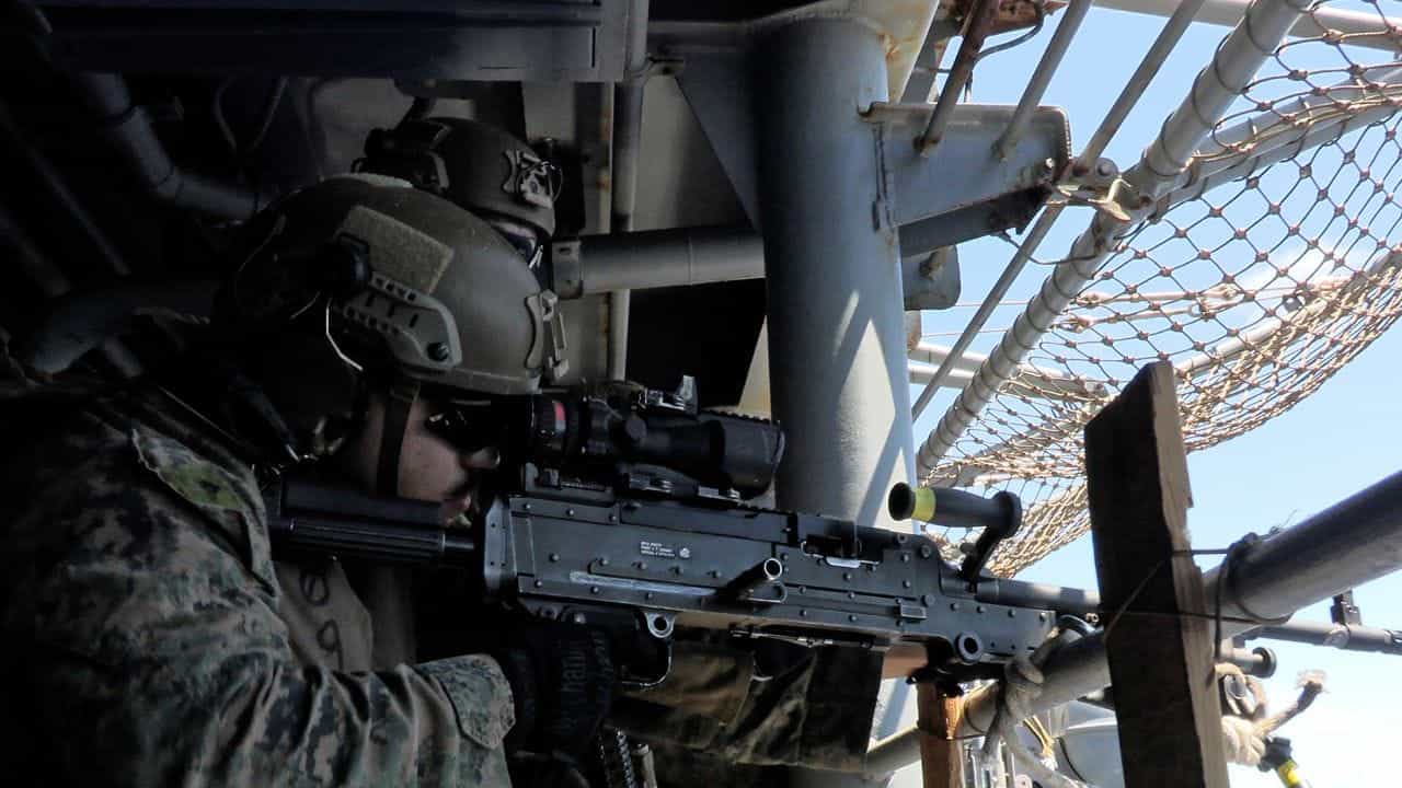 ਈਰਾਨ ਚ ਹੋਵੇਗਾ ਜ਼ਮੀਨੀ ਯੁੱਧ, ਫੌਜਾਂ ਤਾਇਨਾਤ ਕਰਨ ਦੇ ਮੂਡ ਵਿੱਚ ਅਮਰੀਕਾ? ਮੱਧ ਪੂਰਬ ਵਿੱਚ ਹਜ਼ਾਰਾਂ ਮਰੀਨਾਂ ਤਾਇਨਾਤ ਈਰਾਨ ਚ ਹੋਵੇਗਾ ਜ਼ਮੀਨੀ ਯੁੱਧ, ਫੌਜਾਂ ਤਾਇਨਾਤ ਕਰਨ ਦੇ ਮੂਡ ਵਿੱਚ ਅਮਰੀਕਾ? ਮੱਧ ਪੂਰਬ ਵਿੱਚ ਹਜ਼ਾਰਾਂ ਮਰੀਨਾਂ ਤਾਇਨਾਤ