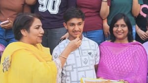 CBSE 10ਵੀਂ ਨਤੀਜਾ: ਅੰਮ੍ਰਿਤਸਰ ਦੇ ਮੁਦਿਤ ਜੈਨ ਨੇ 500 'ਚੋਂ ਲਏ ਪੂਰੇ 500 ਅੰਕ CBSE 10ਵੀਂ ਨਤੀਜਾ: ਅੰਮ੍ਰਿਤਸਰ ਦੇ ਮੁਦਿਤ ਜੈਨ ਨੇ 500 'ਚੋਂ ਲਏ ਪੂਰੇ 500 ਅੰਕ