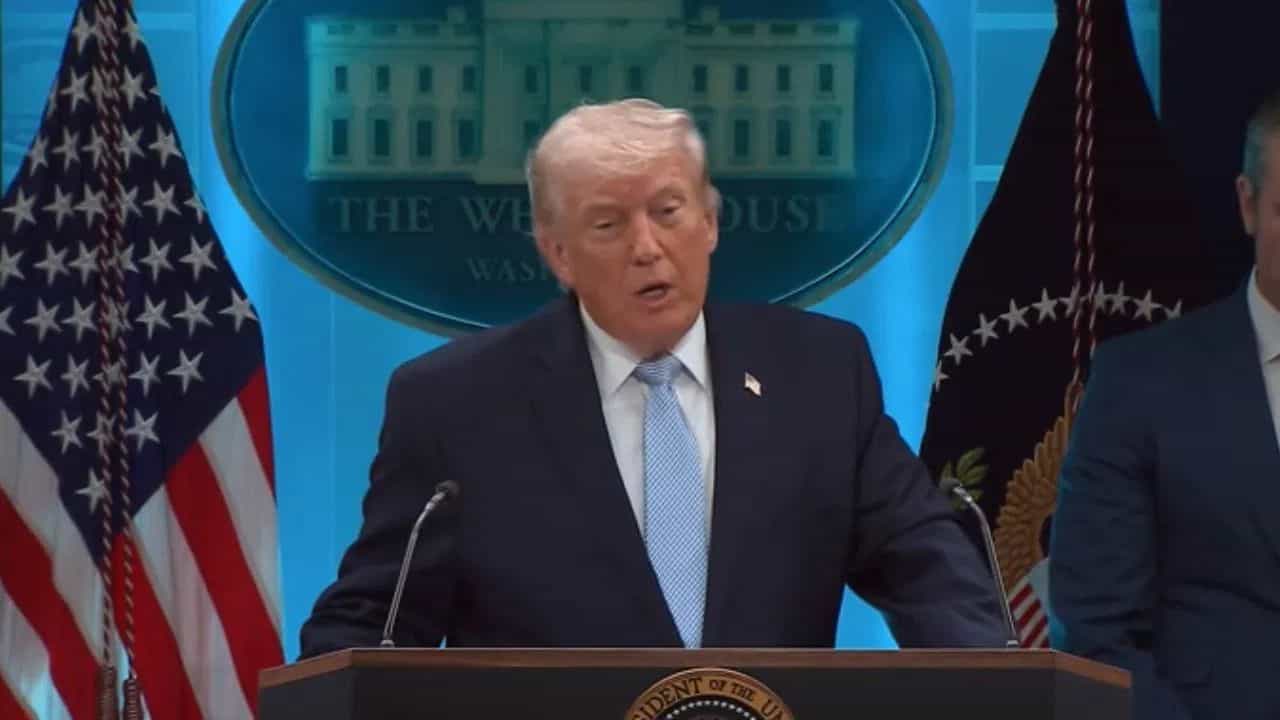 ਇੱਕ ਰਾਤ ਚ ਈਰਾਨ ਨੂੰ ਤਬਾਹ ਕਰ ਦੇਵਾਂਗੇ, ਹਮਲਾ ਕਿਸੇ ਵੀ ਸਮੇਂ ਹੋ ਸਕਦਾ ਹੈ: ਰਾਸ਼ਟਰਪਤੀ ਡੋਨਾਲਡ ਟਰੰਪ