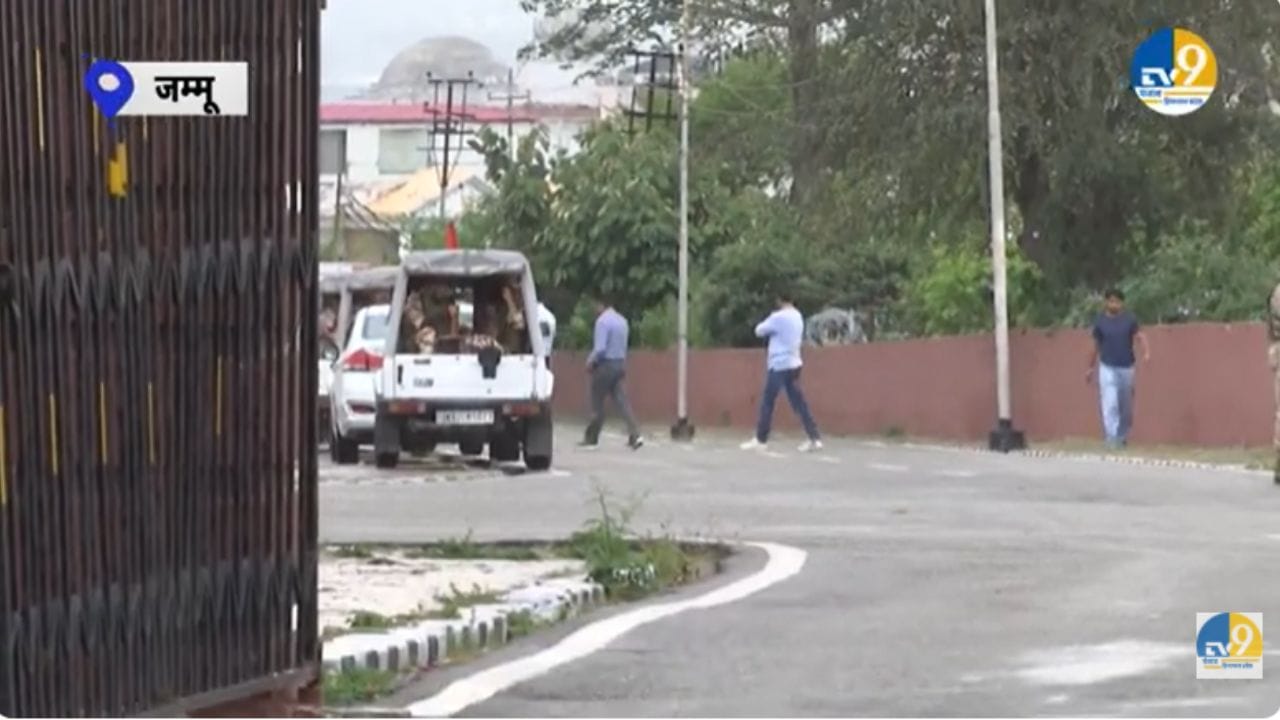 ਅਮਰਨਾਥ ਯਾਤਰਾ ਤੋਂ ਪਹਿਲਾਂ LG ਮਨੋਜ ਸਿਨਹਾ ਨੇ ਬੁਲਾਈ ਉੱਚ ਪੱਧਰੀ ਮੀਟਿੰਗ, 20 ਅੱਤਵਾਦੀ ਬਣੇ ਸਿਰਦਰਦ!