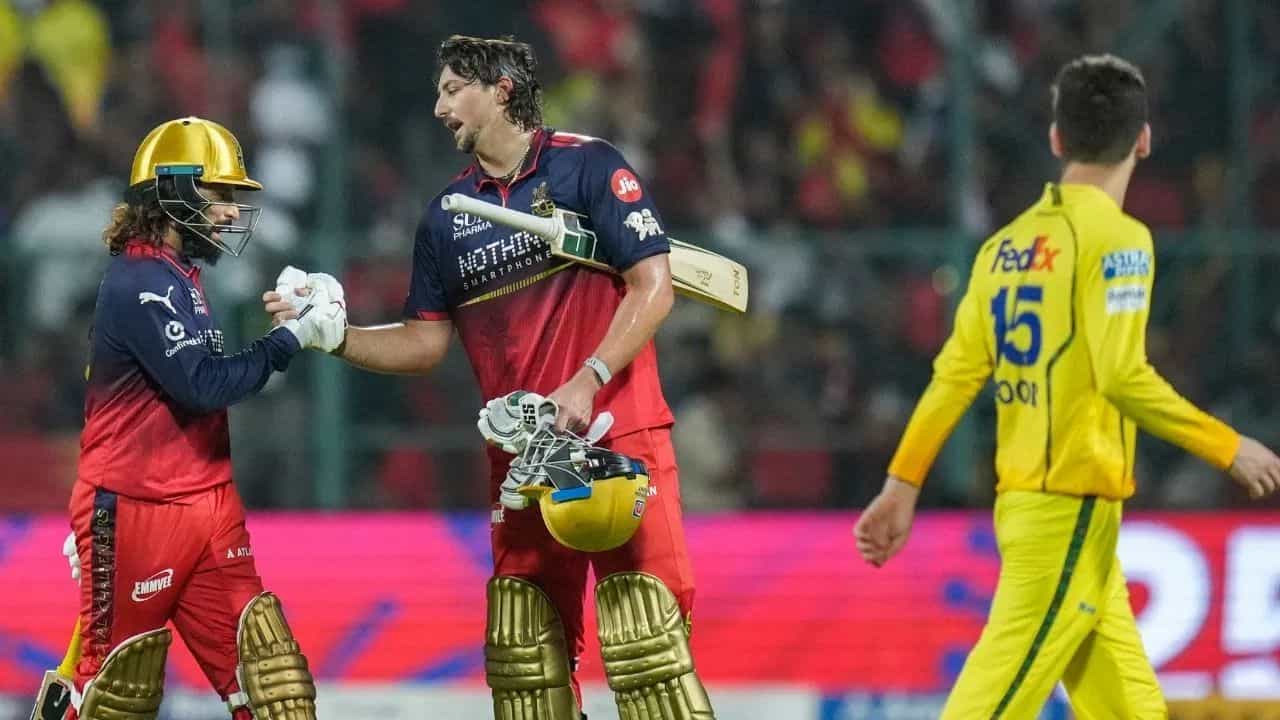 RCB vs CSK: ਟਿਮ ਡੇਵਿਡ ਦੀ ਹਾਹਾਕਾਰੀ ਪਾਰੀ ਅੱਗੇ ਚੇਨਈ ਹੋਈ ਢੇਰ, ਬੈਂਗਲੁਰੂ ਨੇ ਦਰਜ ਕੀਤੀ ਸੀਜ਼ਨ ਦੀ ਲਗਾਤਾਰ ਦੂਜੀ ਜਿੱਤ RCB vs CSK: ਟਿਮ ਡੇਵਿਡ ਦੀ ਹਾਹਾਕਾਰੀ ਪਾਰੀ ਅੱਗੇ ਚੇਨਈ ਹੋਈ ਢੇਰ, ਬੈਂਗਲੁਰੂ ਨੇ ਦਰਜ ਕੀਤੀ ਸੀਜ਼ਨ ਦੀ ਲਗਾਤਾਰ ਦੂਜੀ ਜਿੱਤ