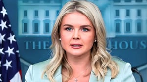 ਇਹ ਅਮਰੀਕਾ ਦੀ ਜਿੱਤ, ਟਰੰਪ ਨੇ ਖੋਲਿਆ ਸਟ੍ਰੇਟ ਆਫ ਹੋਰਮੁਜ਼- ਪ੍ਰੈਸ ਸਕੱਤਰ ਕੈਰੋਲੀਨ ਇਹ ਅਮਰੀਕਾ ਦੀ ਜਿੱਤ, ਟਰੰਪ ਨੇ ਖੋਲਿਆ ਸਟ੍ਰੇਟ ਆਫ ਹੋਰਮੁਜ਼- ਪ੍ਰੈਸ ਸਕੱਤਰ ਕੈਰੋਲੀਨ