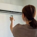 ਕੀ ਸਾਰਾ ਦਿਨ AC ਵਿੱਚ ਬੈਠਣ ਵੱਧ ਜਾਂਦਾ ਹੈ ਭਾਰ? ਐਕਸਪਰਟ ਤੋਂ ਜਾਣੋ ਸਹੀ ਜਵਾਬ