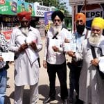 ਅਟਾਰੀ-ਵਾਘਾ ਬਾਰਡਰ ‘ਤੇ ਰੋਕੇ ਗਏ 27 ਸ਼ਰਧਾਲੂ, ਬੋਲੇ- ਵੀਜ਼ਾ ਹੋਣ ਦੇ ਬਾਵਜੂਦ ਰੋਕਣਾ ਨਾਇਨਸਾਫ਼ੀ