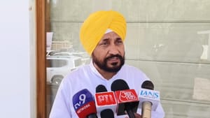 ਚੰਡੀਗੜ੍ਹ ਚੱਲ ਰਹੇ ਬੰਬ, ਪੰਜਾਬ 'ਚ ਕਿੱਥੋਂ ਲਿਆਣਗੇ ਸ਼ਾਂਤੀ? BJP 'ਤੇ ਵਰ੍ਹੇ ਚੰਨੀ