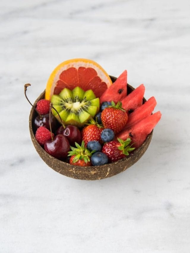 ਗਰਮੀਆਂ 'ਚ ਤੁਹਾਨੂੰ ਕਿਹੜੇ ਫਲ ਖਾਣੇ ਚਾਹੀਦੇ ਹਨ?