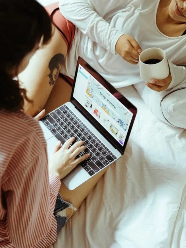 ਇੰਟਰਨੈੱਟ 'ਤੇ ਬਣੀ ਪਹਿਲੀ ਵੈੱਬਸਾਈਟ ਕਿਹੜੀ ਸੀ?