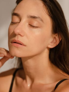 ਚਮਕਦਾਰ ਸਕਿਨ ਲਈ ਕੀ ਖਾਣਾ ਚਾਹੀਦਾ ਹੈ?