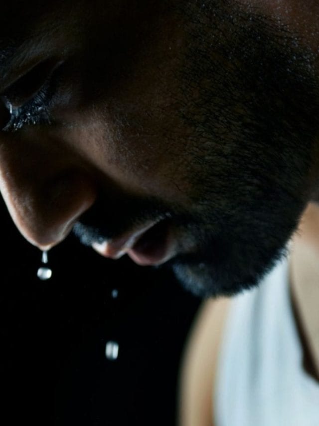 ਜ਼ਿਆਦਾ ਪਸੀਨਾ ਆਉਣ ਦੇ ਕੀ ਕਾਰਨ ਹੁੰਦੇ ਹੈ?