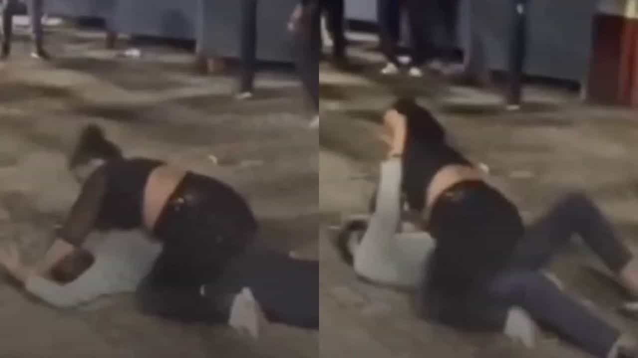 Viral Video: ਸੜਕ ਵਿਚਕਾਰ ਬੁਆਏਫ੍ਰੈਂਡ- ਗਰਲਫ੍ਰੈਂਡ ਦਾ ਹੋਇਆ ਤਗੜਾ ਕਲੇਸ਼, ਮੁੰਡੇ ਨੂੰ ਰੰਗੇ ਹੱਥੀਂ ਫੜ ਕੇ ਕੀਤਾ ਹਾਈ-ਵੋਲਟੇਜ ਡਰਾਮਾ Viral Video: ਸੜਕ ਵਿਚਕਾਰ ਬੁਆਏਫ੍ਰੈਂਡ- ਗਰਲਫ੍ਰੈਂਡ ਦਾ ਹੋਇਆ ਤਗੜਾ ਕਲੇਸ਼, ਮੁੰਡੇ ਨੂੰ ਰੰਗੇ ਹੱਥੀਂ ਫੜ ਕੇ ਕੀਤਾ ਹਾਈ-ਵੋਲਟੇਜ ਡਰਾਮਾ