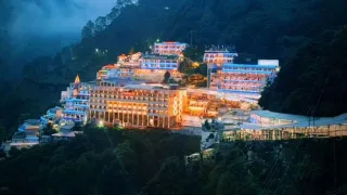 Mata Vaishno Devi Yatra: ਵੈਸ਼ਨੋ ਦੇਵੀ ‘ਚ ਟੁੱਟੇ ਸਾਰੇ ਰਿਕਾਰਡ, ਭਾਰੀ ਗਿਣਤੀ ‘ਚ ਪਹੁੰਚ ਰਹੇ ਸ਼ਰਧਾਲੂ