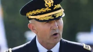 ਜੰਗ ਦੇ ਵਿਚਕਾਰ ਅਮਰੀਕੀ ਫੌਜ ਮੁਖੀ ‘ਜ਼ਬਰਦਸਤੀ ਰਿਟਾਇਰ’, ਰੱਖਿਆ ਸਕੱਤਰ ਪੀਟ ਹੇਗਸੇਥ ਨੇ ਤੁਰੰਤ ਅਹੁਦਾ ਛੱਡਣ ਨੂੰ ਕਿਹਾ