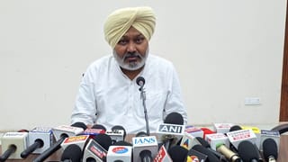 ਲੁਧਿਆਣਾ ‘ਚ ਮੰਤਰੀ ਹਰਪਾਲ ਚੀਮਾ ਵੱਲੋਂ ਪ੍ਰੈਸ ਕਾਨਫਰੰਸ, ਕਿਹਾ- ਸਫਾਈ ਕਰਮਚਾਰੀਆਂ ਦਾ ਮੁੱਦਾ ਹੋਇਆ ਹੱਲ