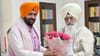 ਹਰਿਆਣਾ ਦੇ CM ਨਾਇਬ ਸੈਣੀ ਨੇ ਡੇਰਾ ਬਿਆਸ ਮੁੱਖੀ ਨਾਲ ਕੀਤੀ ਅਹਿਮ ਮੁਲਾਕਾਤ...