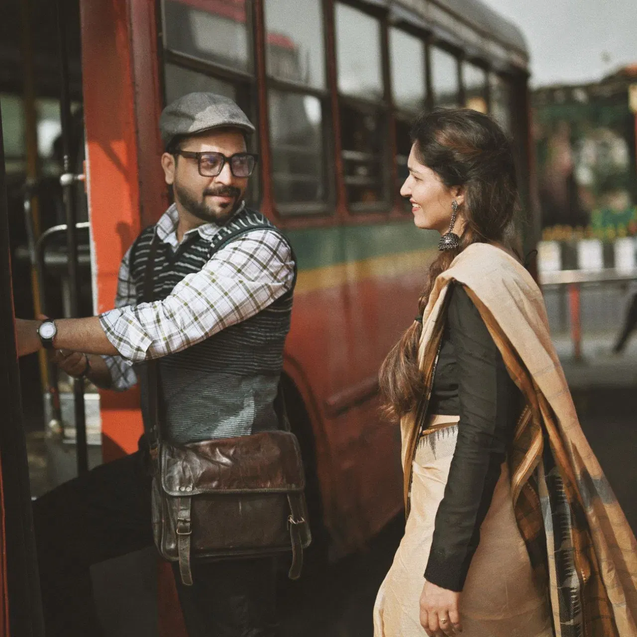 ਤੇਲੰਗਾਨਾ ਦੀ ਮਹਾਲਕਸ਼ਮੀ ਯੋਜਨਾ - ਦੱਖਣੀ ਭਾਰਤੀ ਰਾਜ ਤੇਲੰਗਾਨਾ ਦੀ ਸਰਕਾਰ ਨੇ ਦਸੰਬਰ 2023 ਤੋਂ ਮਹਾਲਕਸ਼ਮੀ ਯੋਜਨਾ ਸ਼ੁਰੂ ਕੀਤੀ। ਇਸ ਯੋਜਨਾ ਦੇ ਤਹਿਤ, ਔਰਤਾਂ ਅਤੇ ਟ੍ਰਾਂਸਜੈਂਡਰ ਲੋਕ ਰਾਜ ਵਿੱਚ ਚੱਲਣ ਵਾਲੀਆਂ ਨਾਨ-ਏਸੀ ਸਰਕਾਰੀ ਬੱਸਾਂ ਵਿੱਚ ਮੁਫਤ ਯਾਤਰਾ ਕਰ ਸਕਦੇ ਹਨ।