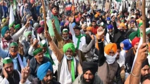 ਗਵਰਨਰ ਹਾਊਸ ਵੱਲ ਕਿਸਾਨਾਂ ਦਾ ਮਾਰਚ, ਪਾਣੀਆਂ ਦੇ ਅਧਿਕਾਰ 'ਤੇ ਕਰ ਰਹੇ ਪ੍ਰਦਰਸ਼ਨ ਗਵਰਨਰ ਹਾਊਸ ਵੱਲ ਕਿਸਾਨਾਂ ਦਾ ਮਾਰਚ, ਪਾਣੀਆਂ ਦੇ ਅਧਿਕਾਰ 'ਤੇ ਕਰ ਰਹੇ ਪ੍ਰਦਰਸ਼ਨ