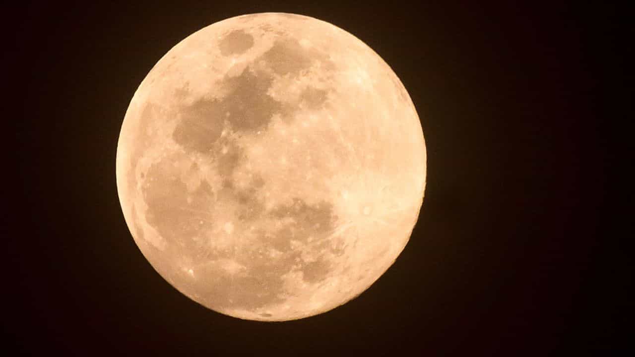 Rare Blue Moon: 31 ਮਈ ਨੂੰ ਪੂਰਨਮਾਸ਼ੀ ਦੀ ਰਾਤ ਅਸਮਾਨ ਚ ਦਿਖੇਗਾ ਇਹ ਅਦਭੁਤ ਨਜ਼ਾਰਾ, ਜਾਣੋ ਕੀ ਹੁੰਦਾ ਹੈ ਬਲੂ ਮੂਨ