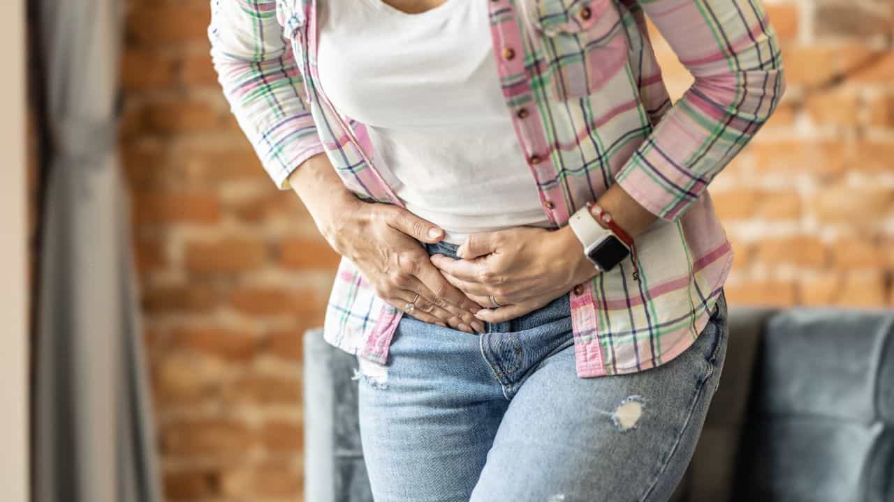 How Gallbladder Stone affects Youths: ਪਿੱਤੇ ਦੀ ਥੈਲੀ ਚ ਕਿਵੇਂ ਬਣਦੀ ਹੈ ਪੱਥਰੀ? ਐਕਸਪਰਟ ਨੇ ਦੱਸੀ ਹਰ ਡਿਟੇਲ How Gallbladder Stone affects Youths: ਪਿੱਤੇ ਦੀ ਥੈਲੀ ਚ ਕਿਵੇਂ ਬਣਦੀ ਹੈ ਪੱਥਰੀ? ਐਕਸਪਰਟ ਨੇ ਦੱਸੀ ਹਰ ਡਿਟੇਲ