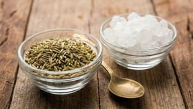 ਕੀ ਤੁਸੀਂ ਵੀ ਖਾਣੇ ਤੋਂ ਬਾਅਦ ਸੌਂਫ-ਮਿਸ਼ਰੀ ਖਾਂਦੇ ਹੋ? ਜਾਣੋ ਇਸ ਦੇ ਸਿਹਤ ਰਾਜ਼