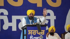 ਸਰਪੰਚਾਂ ਨੂੰ ਸਰਕਾਰ ਦਾ ਤੋਹਫਾ, ਹੁਣ ਹਰ ਮਹੀਨੇ ਮਿਲੇਗਾ 10,000 ਰੁਪਏ ਮਾਣਭੱਤਾ