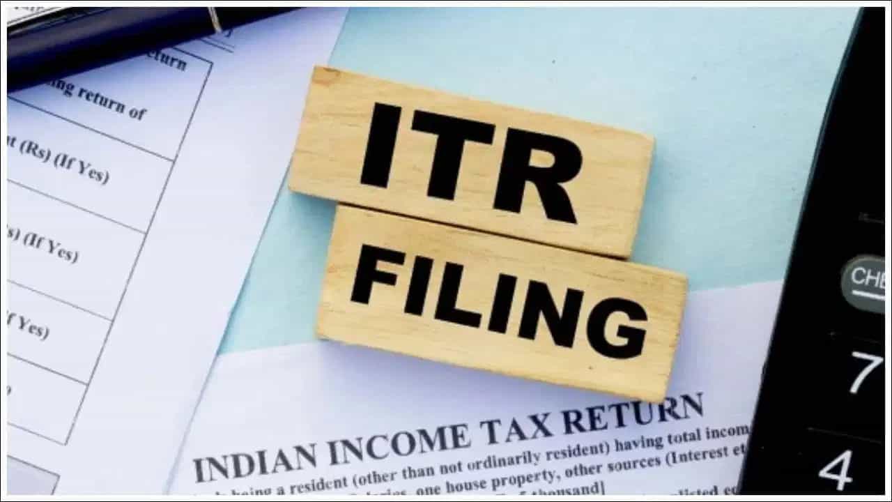 ਟੈਕਸਪੇਅਰ ਅਲਰਟ! ITR ਫਾਰਮਾਂ ਚ ਵੱਡੇ ਬਦਲਾਅ, ਜਾਣੋ ਕੀ-ਕੀ ਭਰਨ ਦੀ ਹੈ ਲੋੜ