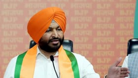 SC ਕਮਿਸ਼ਨ ਨੇ ਰਵਨੀਤ ਬਿੱਟੂ ਨੂੰ ਫਿਰ ਕੀਤਾ ਤਲਬ, ਰਾਜਾ ਵੜਿੰਗ ਨੂੰ ਵੀ ਨੋਟਿਸ