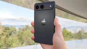 iPhone Ultra 2 'ਚ ਮਿਲੇਗੀ ਸਭ ਤੋਂ ਚੌੜੀ ਫੋਲਡ ਸਕ੍ਰੀਨ, ਲੀਕ ਹੋਈਆਂ ਡਿਟੇਲਜ਼