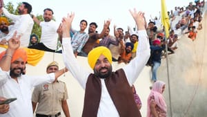 ਲੋਕ ਮਿਲਣੀ 'ਚ ਵਿਰੋਧਿਆਂ ਤੇ ਗਰਜੇ CM ਮਾਨ, ਫਰਜ਼ੀ ਵੀਡੀਓ ਬਣਾਉਣ ਦੇ ਲਾਏ ਦੋਸ਼