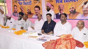 ਮੰਤਰੀ ਮੋਹਿੰਦਰ ਭਗਤ ਨੇ ਸੁਣੀਆਂ ਲੋਕਾਂ ਦੀਆਂ ਮੁਸ਼ਕਲਾਂ, ਦਿੱਤਾ ਹੱਲ ਦਾ ਭਰੋਸਾ