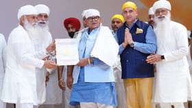 ਭੈਣੀ ਸਾਹਿਬ 'ਚ ਬੋਲੇ ਪੰਜਾਬ ਰਾਜਪਾਲ, ਨਾਮਧਾਰੀ ਸਮਾਜ ਤੋਂ ਪ੍ਰੇਰਨਾ ਲੈਣ ਦੀ ਲੋੜ