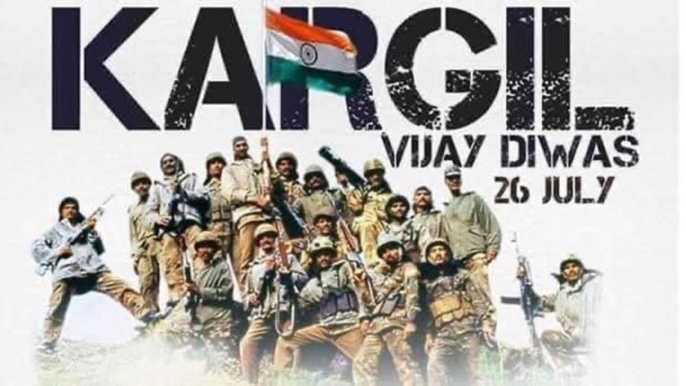 ਅੱਜ ਤੋਂ 27 ਸਾਲ ਪਹਿਲਾਂ ਅੱਜ ਦੇ ਹੀ ਦਿਨ ਭਾਰਤੀ ਫ਼ੌਜ ਨੇ ਕਾਰਗਿਲ ‘ਤੇ ਆਪਣੀ ਜਿੱਤ ਦਾ ਅਧਿਕਾਰਤ ਐਲਾਨ ਕੀਤਾ ਸੀ। ਉਦੋਂ ਤੋਂ ਲੈ ਕੇ ਹਰ ਸਾਲ 26 ਜੁਲਾਈ ਨੂੰ ਪੂਰੇ ਦੇਸ਼ ਵਿੱਚ ‘ਕਾਰਗਿਲ ਵਿਜੇ ਦਿਵਸ’ ਵਜੋਂ ਮਨਾਇਆ ਜਾਂਦਾ ਹੈ। ਇਹ ਦਿਨ ਭਾਰਤੀ ਫ਼ੌਜ ਦੇ ਅਦੁੱਤੀ ਸਾਹਸ, ਅਨੁਸ਼ਾਸਨ ਅਤੇ ਸਰਵਉੱਚ ਬਲੀਦਾਨ ਨੂੰ ਨਮਨ ਕਰਨ ਦਾ ਦਿਨ ਹੈ।