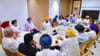 ਕਲੇਸ਼ ਤੋਂ ਬਾਅਦ ਇੱਕਠੇ ਬੈਠੇ ਨਜਰ ਆਏ ਚੰਨੀ ਤੇ ਵੜਿੰਗ, ਕਾਂਗਰਸ ਨੇ ਦਿਖਾਇਆ ਏਕਾ...