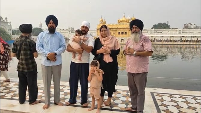 ਭਾਰਤੀ ਹਾਕੀ ਟੀਮ ਦੇ ਕਪਤਾਨ ਹਰਮਨ ਸੱਚਖੰਡ ਸ੍ਰੀ ਦਰਬਾਰ ਸਾਹਿਬ ਵਿਖੇ ਹੋਏ ਨਤਮਸਤਕ