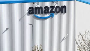 ਰਾਮ ਮੰਦਰ ਪ੍ਰਸਾਦ ਦੇ ਨਾਮ 'ਤੇ ਮਠਿਆਈ ਵੇਚ ਰਿਹਾ ਸੀ Amazon, 1 ਲੱਖ ਦਾ ਜੁਰਮਾਨਾ ਰਾਮ ਮੰਦਰ ਪ੍ਰਸਾਦ ਦੇ ਨਾਮ 'ਤੇ ਮਠਿਆਈ ਵੇਚ ਰਿਹਾ ਸੀ Amazon, 1 ਲੱਖ ਦਾ ਜੁਰਮਾਨਾ