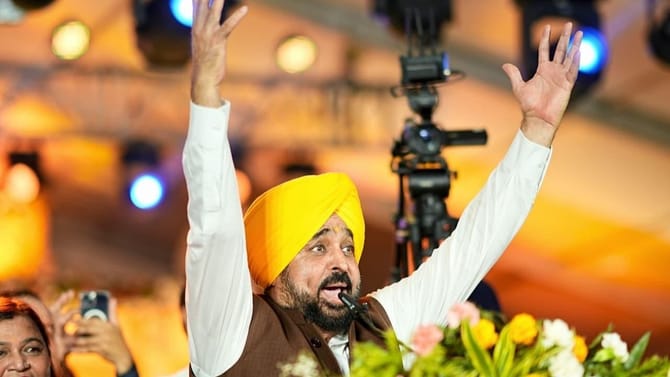 ਹੰਸਰਾਜ ਦੇ ਪ੍ਰੋਗਰਾਮ 'ਚ CM ਮਾਨ ਬੋਲੇ- ਭਾਈਚਾਰਕ ਸਾਂਝ ਸਾਡੀ ਵੱਡੀ ਤਾਕਤ