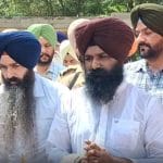 ਅੰਮ੍ਰਿਤਪਾਲ ਸਿੰਘ ਦੇ ਕਰੀਬੀ ਗੁਰਮੀਤ ਸਿੰਘ ਬੁੱਕਣਵਾਲਾ ਨੂੰ ਮਿਲੀ ਵਿਸ਼ੇਸ਼ ਪੈਰੋਲ, ਪਿਤਾ ਦੇ ਸਸਕਾਰ ‘ਚ ਹੋਏ ਸ਼ਾਮਲ