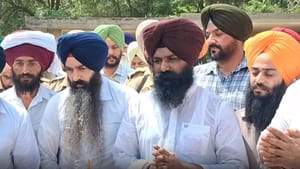 ਅੰਮ੍ਰਿਤਪਾਲ ਦੇ ਕਰੀਬੀ ਗੁਰਮੀਤ ਨੂੰ ਪੈਰੋਲ, ਪਿਤਾ ਦੇ ਸਸਕਾਰ 'ਚ ਹੋਏ ਸ਼ਾਮਲ ਅੰਮ੍ਰਿਤਪਾਲ ਦੇ ਕਰੀਬੀ ਗੁਰਮੀਤ ਨੂੰ ਪੈਰੋਲ, ਪਿਤਾ ਦੇ ਸਸਕਾਰ 'ਚ ਹੋਏ ਸ਼ਾਮਲ