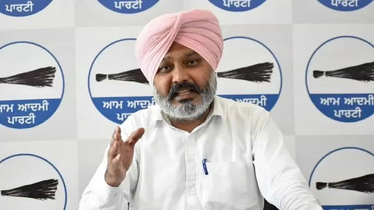 ਆਨਲਾਈਨ ਜਾਰੀ ਹੋਣਗੇ ਆਲ ਇੰਡੀਆ ਟੂਰਿਸਟ ਪਰਮਿਟ: ਟਰਾਂਸਪੋਰਟ ਪੋਰਟਲ ਤੇ ਦੇਣੀ ਹੋਵੇਗੀ ਅਰਜ਼ੀ, ਕੀ ਬੋਲੇ ਮੰਤਰੀ ਹਰਪਾਲ ਚੀਮਾ?