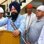 ਸ੍ਰੀ ਗੁਰੂ ਰਵਿਦਾਸ ਮੰਦਿਰ ਫਿਲੌਰ ਨਤਮਸਤਕ ਹੋਏ SC ਕਮਿਸ਼ਨ ਦੇ ਚੇਅਰਮੈਨ, 650ਵੇਂ ਪ੍ਰਕਾਸ਼ ਪੁਰਬ ਲਈ ਉਲੀਕੇ ਵੱਡੇ ਪ੍ਰੋਗਰਾਮ