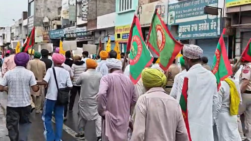 ਇਸ 'ਪੰਜਾਬ ਬੰਦ' ਨੂੰ ਸ਼੍ਰੋਮਣੀ ਗੁਰਦੁਆਰਾ ਪ੍ਰਬੰਧਕ ਕਮੇਟੀ (SGPC), ਸ਼੍ਰੋਮਣੀ ਅਕਾਲੀ ਦਲ (ਅੰਮ੍ਰਿਤਸਰ), ਅਕਾਲੀ ਦਲ (ਵਾਰਿਸ ਪੰਜਾਬ ਦੇ), ਦਲ ਖ਼ਾਲਸਾ ਅਤੇ ਹਵਾਰਾ ਕਮੇਟੀ ਸਮੇਤ ਕਈ ਪ੍ਰਮੁੱਖ ਪੰਥਕ ਧਿਰਾਂ, ਕਿਸਾਨ-ਮਜ਼ਦੂਰ ਯੂਨੀਅਨਾਂ ਅਤੇ ਸਮਾਜਿਕ ਸੰਗਠਨਾਂ ਨੇ ਖੁੱਲ੍ਹਾ ਸਮਰਥਨ ਦਿੱਤਾ।