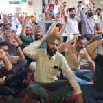 ਗੁਰਦਾਸਪੁਰ: BLO ਅਧਿਆਪਕ ਨਾਲ ਦੁਰਵਿਹਾਰ ਦਾ ਇਲਜ਼ਾਮ, ਅਧਿਆਪਕ ਯੂਨੀਅਨ ਵੱਲੋਂ SDM ਦਫ਼ਤਰ ਬਾਹਰ ਧਰਨਾ