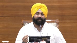 2018 ਦੀ ਹੈ ਵੀਡੀਓ...ਸਰਕਾਰੀ ਸਕੂਲ ਦੀ ਵਾਇਰਲ ਵੀਡੀਓ 'ਤੇ ਸਿੱਖਿਆ ਮੰਤਰੀ ਦਾ ਜਵਾਬ