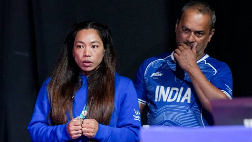 ਮੀਰਾਬਾਈ ਚਾਨੂ 2023 ਦੀਆਂ ਏਸ਼ੀਅਨ ਗੇਮਜ਼ ਵਿੱਚ ਚੌਥੇ ਸਥਾਨ 'ਤੇ ਰਹੀ ਸਨ। ਇਸ ਤੋਂ ਪਹਿਲਾਂ ਇੰਡੋਨੇਸ਼ੀਆ ਦੇ ਜਕਾਰਤਾ ਵਿੱਚ ਹੋਈਆਂ ਏਸ਼ੀਅਨ ਗੇਮਜ਼ ਵਿੱਚ ਉਹ ਪਿੱਠ ਦੀ ਸੱਟ ਕਾਰਨ ਮੁਕਾਬਲੇ ਵਿੱਚ ਹਿੱਸਾ ਨਹੀਂ ਲੈ ਸਕੀ ਸਨ। ਪਰ ਇਸ ਵਾਰ ਮੀਰਾਬਾਈ ਏਸ਼ੀਅਨ ਗੇਮਜ਼ ਵਿੱਚ ਆਪਣੀ ਕਾਮਯਾਬੀ ਦਾ ਕੋਈ ਵੀ ਮੌਕਾ ਹੱਥੋਂ ਨਹੀਂ ਜਾਣ ਦੇਣਾ ਚਾਵੇਗੀ। (ਫੋਟੋ: PTI)