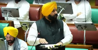 ਪੰਜਾਬ ਵਿਧਾਨ ਸਭਾ ਦੇ ਮਾਨਸੂਨ ਸੈਸ਼ਨ ਦੀ ਹੰਗਾਮੇਦਾਰ ਸ਼ੁਰੂਆਤ, ਸਰਕਾਰ-ਵਿਰੋਧੀ ਧਿਰ ਆਹਮੋ-ਸਾਹਮਣੇ
