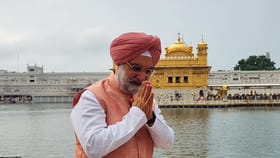 ਤਰਨਜੀ ਸੰਧੂ ਸ੍ਰੀ ਦਰਬਾਰ ਸਾਹਿਬ ਵਿਖੇ ਨਤਮਸਤਕ,ਇਤਿਹਾਸ ਨਾਲ ਜੁੜਨ ਦਾ ਦਿੱਤਾ ਸੰਦੇਸ਼