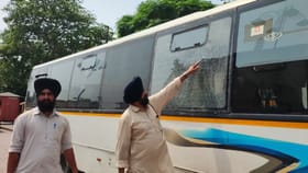 ਅੰਮ੍ਰਿਤਸਰ ਦੀ ਹੈਰੀਟੇਜ ਸਟ੍ਰੀਟ ਤੇ SGPC ਦੀਆਂ ਬੱਸਾਂ ਨਾਲ ਭੰਨਤੋੜ, ਜਾਂਚ ਜਾਰੀ