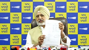 SGPC ਸੈਕਟਰੀ ਨੇ 'ਬਹਿਰੀਨ ਵਾਲੀ ਮਹਿਲਾ' ਦੇ ਖਾਤੇ 'ਚ ਕੀਤੇ ਪੈਸੇ ਟ੍ਰਾਂਸਫਰ: AAP SGPC ਸੈਕਟਰੀ ਨੇ 'ਬਹਿਰੀਨ ਵਾਲੀ ਮਹਿਲਾ' ਦੇ ਖਾਤੇ 'ਚ ਕੀਤੇ ਪੈਸੇ ਟ੍ਰਾਂਸਫਰ: AAP