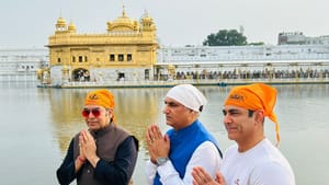 ਦਰਬਾਰ ਸਾਹਿਬ ਨਤਮਸਤਕ ਹੋਏ ਆਸ਼ੂਤੋਸ਼ ਰਾਣਾ, 'ਹਮਾਰੇ ਰਾਮ' ਟੀਮ ਨਾਲ ਟੇਕਿਆ ਮੱਥਾ